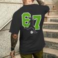 面白い67サッカー選手シックスセブンサッカースポーツチーム メンズTシャツ バックプリント 彼への贈り物