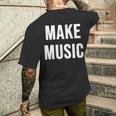 音楽を作る メンズTシャツ バックプリント 彼への贈り物