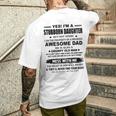 Sìono Una Figlia Testarda Ho Un Papà Fantastico T-shirt da uomo con stampa posteriore Regalos para él
