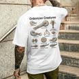 オルドビス紀の生き物 古生物学 古代海洋生物 メンズTシャツ バックプリント 彼への贈り物