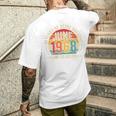 オンバック 1968年6月から素晴らしいヴィンテージレトロ58歳の誕生日 メンズTシャツ バックプリント 彼への贈り物