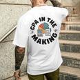 公認会計士になる予定の公認会計士 メンズTシャツ バックプリント 彼への贈り物