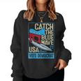 Catch The Blue Waveurfing Democrat Donkey Midterm Election レディーススウェットシャツ