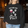 Dog And Wine Make Everything Fine Drinker Wine Puppy レディーススウェットシャツ 面白い贈り物