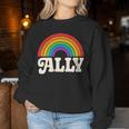 Lgbtq Ally Pocket Retrointage Gay Pride Lgbt Rainbow Flag レディーススウェットシャツ 面白い贈り物