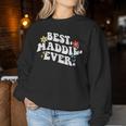 Retro Groovy Best Maddie Ever ファーストネーム 母の日 女の子 レディーススウェットシャツ 面白い贈り物