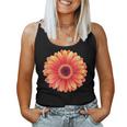 開花期のハンサムなガーベラの花 レディースタンクトップ