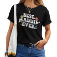 Retro Groovy Best Maddie Ever ファーストネーム 母の日 女の子 レディースTシャツ