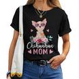 チワワの所有者のためのかわいいチワワのママサングラスの花 レディースTシャツ