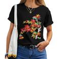 メープルの葉 秋 紅葉 日本美術 花の絵 花 日本画 新版画 レディースTシャツ