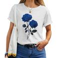 青いバラ 花 カップル ゴシック ファンタジー 花 美的 アート レディースTシャツ