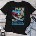 Catch The Blue Waveurfing Democrat Donkey Midterm Election レディースTシャツ 面白い贈り物