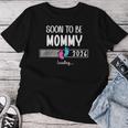 Soon To Be Mom 2026 Loading Promoted To Mommy First Time Mom レディースTシャツ 面白い贈り物