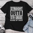 Straight Outta 5Th Gradechool Graduation Class Of 2033 レディースTシャツ 面白い贈り物
