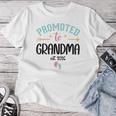 Promoted To Grandma Est 2026 Nana First Time Grandmother '26 レディースTシャツ 面白い贈り物
