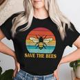 Save The Bees レトロスタイル 気候変動ave The Queen レディースTシャツ 彼女への贈り物