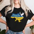 ウクライナのために祈り、ウクライナ人はウクライナの女性男性を支援してください レディースTシャツ 彼女への贈り物