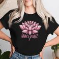 ピンクの蓮の花 曼荼羅 レディースTシャツ 彼女への贈り物