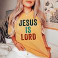 Jesus Is Lord – Christian Faithintage Born-Again Graphic レディースオーバーサイズコンフォートTシャツ Mustard