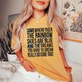 Somewhere Over The Rainbow-メンズ レディース キッズ バタフライ レディースオーバーサイズコンフォートTシャツ Mustard