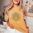 チャクラのシンボルと生命の花、神聖な幾何学曼荼羅。 レディースオーバーサイズコンフォートTシャツ Mustard