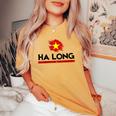 ハロン市 女性 男性 旅行 町 お父さん ベトナムタウン レディースオーバーサイズコンフォートTシャツ Mustard