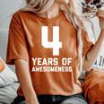 4Th バースデーシャツ 年齢 4歳 男の子 女の子 レディースオーバーサイズコンフォートTシャツ Yam