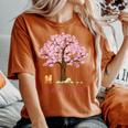 柴犬 和 桜 桜 花 木 春 レディースオーバーサイズコンフォートTシャツ Yam