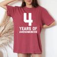 4Th バースデーシャツ 年齢 4歳 男の子 女の子 レディースオーバーサイズコンフォートTシャツ Crimson