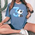 キッズ 女の子 男の子 キッズ 3 歳の誕生日 パンダ バースデー レディースオーバーサイズコンフォートTシャツ Blue Jean