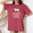 Crazy Horse Girl 、ストレスを感じたエクエストリアン愛好家へのギフト レディースオーバーサイズコンフォートTシャツ Crimson