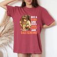 Just A Girl Who Loves Anime Ramen Andketching Anime Manga レディースオーバーサイズコンフォートTシャツ Crimson