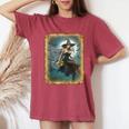 Pinup Girl 男性用 セクシーなハロウィーンの魔女 レディースオーバーサイズコンフォートTシャツ Crimson