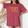 ヴィンテージ 1976 50歳の誕生日プレゼント 男性 女性 50歳 レディースオーバーサイズコンフォートTシャツ Crimson