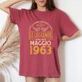 誕生日 男性 ギフト 女性 レジェンド 1963年5月 レディースオーバーサイズコンフォートTシャツ Crimson