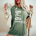 50 歳の誕生日 50 歳の男性女性ヴィンテージ 1976 レディースオーバーサイズコンフォートTシャツ Moss