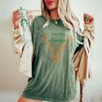Jaegermeister Meister Deer Family Dad Mum Cheeky レディースオーバーサイズコンフォートTシャツ Moss