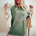Wildoul Howling Wolf Among Flowers And Forest レディースオーバーサイズコンフォートTシャツ Moss