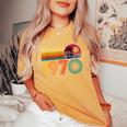 56歳の誕生日プレゼント 56歳 男性 女性 レトロ ヴィンテージ 1970 レディースオーバーサイズコンフォートTシャツ Mustard