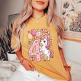 ユニコーン 4 誕生日 女の子 4 歳 馬 わたしは 4 レディースオーバーサイズコンフォートTシャツ Mustard