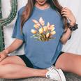 チューリップと蝶の花のデザイン。 レディースオーバーサイズコンフォートTシャツ Blue Jean