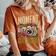 Moment Collector カメラマン カメラ メンズ レディース 写真 レディースオーバーサイズコンフォートTシャツ Yam