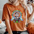 フローレンス・ナイチンゲール Groovy Nurse Go With Flo レトロレインボー レディースオーバーサイズコンフォートTシャツ Yam
