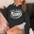 Grill And Chill おもしろbbqバーベキューシェフ 肉料理人 パーカー