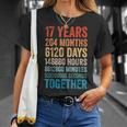 17年目の記念日 彼 彼女 カップル 17回目の結婚 Tシャツ 彼女への贈り物
