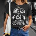 1962年生まれの男性の61歳の誕生日 Tシャツ 彼女への贈り物