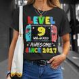 2017年以降、レベル9のロック解除済みゲーム9歳の誕生日。 Tシャツ 彼女への贈り物
