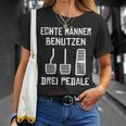 Echte Männer Benutzen Drei ペデール 旧車 手動運転 Tシャツ 彼女への贈り物