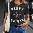 Nerdy By Nature ファニーオタクシャツ ギフト オタク Tシャツ 彼女への贈り物