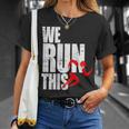 We Run This 我々はこれを実行しますランニング モチベーション マラソン フィットネス ワークアウト ジョギン Tシャツ 彼女への贈り物